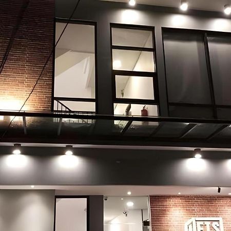 Weis Hotel Simpang Lima Семаранг Екстер'єр фото